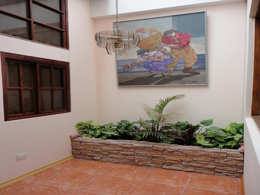 Hotel Rincon Escandinavo Quito Exterior foto